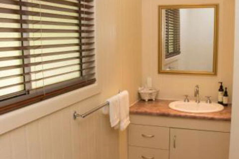 Chilverton Cottages & Restaurant - Nambucca Heads Accommodation 3