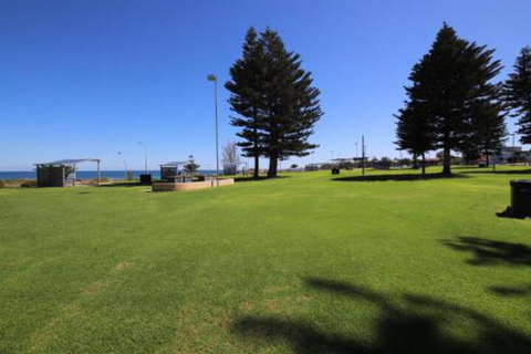 Perth Beachside Holiday House - Nambucca Heads Accommodation 5