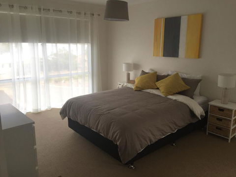 Bayview House - Nambucca Heads Accommodation 6