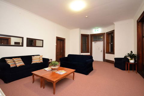 The Hallows Accommodation - Nambucca Heads Accommodation 1