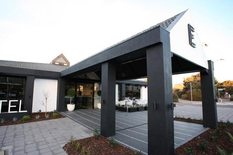 Ellen Hotel - Nambucca Heads Accommodation 6