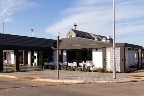 Ellen Hotel - Nambucca Heads Accommodation 2