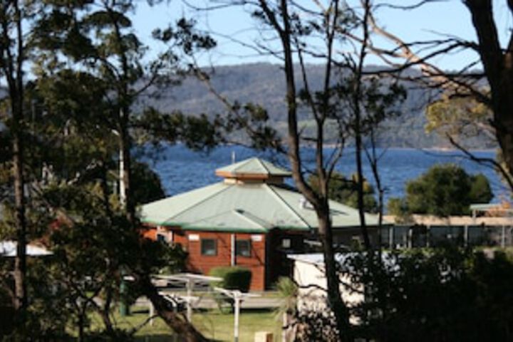 Snug TAS Nambucca Heads Accommodation