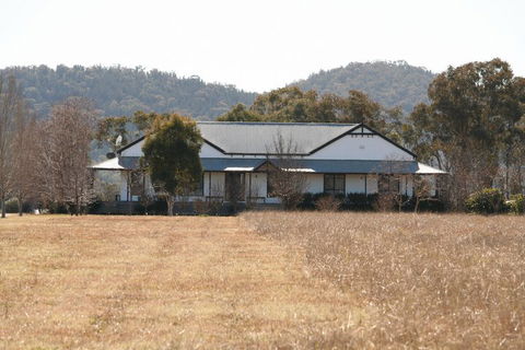 The Farmhouse At Blue Wren Wines - Nambucca Heads Accommodation 7