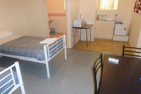 Adelaide Backpackers Travellers Inn - Nambucca Heads Accommodation 6