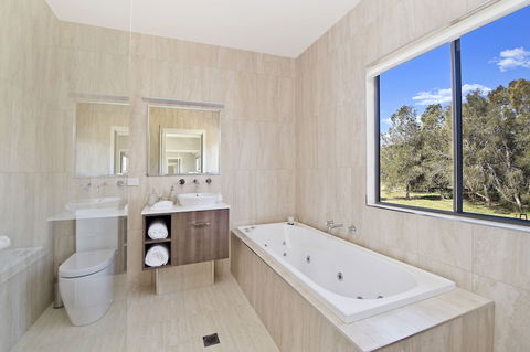 Ana Mandara Luxury Bed & Breakfast - Nambucca Heads Accommodation 2