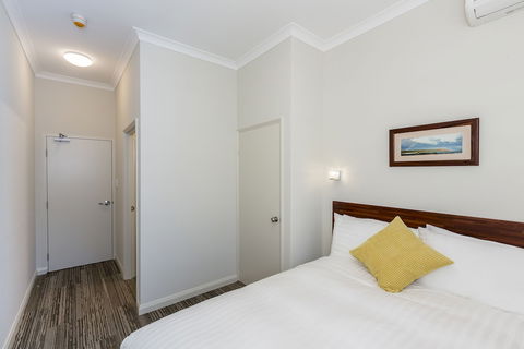 Gallery Hotel - Nambucca Heads Accommodation 2