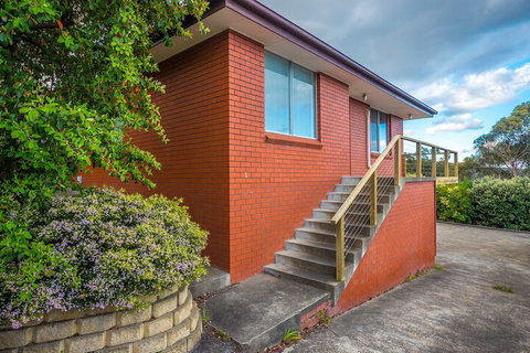 Family Home At Kingston Beach - Nambucca Heads Accommodation 2