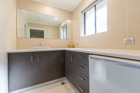 Mick O'Shea's - Nambucca Heads Accommodation 6