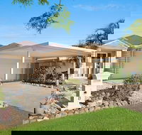 Central Redcliffe Holiday House - Nambucca Heads Accommodation