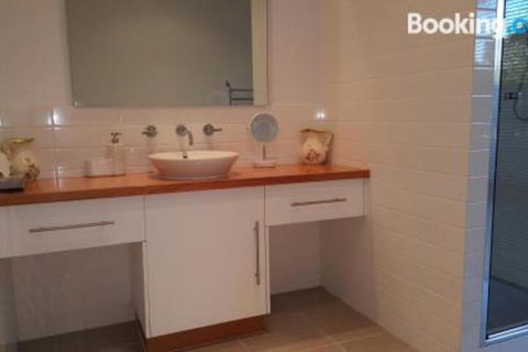 Mistover Valley Yallingup - Nambucca Heads Accommodation 1