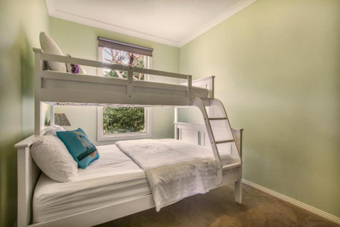 Country House Retreat - Nambucca Heads Accommodation 1
