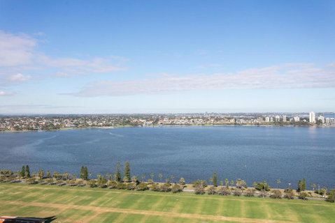Astra Apartments Perth CBD - Nambucca Heads Accommodation 4