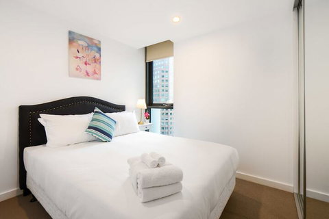 Serviced Apartments Melbourne Opus - Nambucca Heads Accommodation 0
