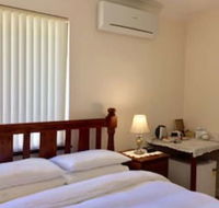 The Royal Dolphin BB in Safety Bay - Nambucca Heads Accommodation