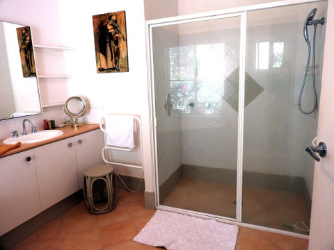 Howies Place Noosa - Nambucca Heads Accommodation 4