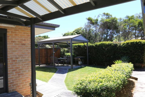 Bunkys By The Sea Holiday House - Nambucca Heads Accommodation 2