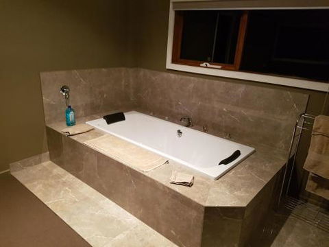 Montrose Barn House - Nambucca Heads Accommodation 6