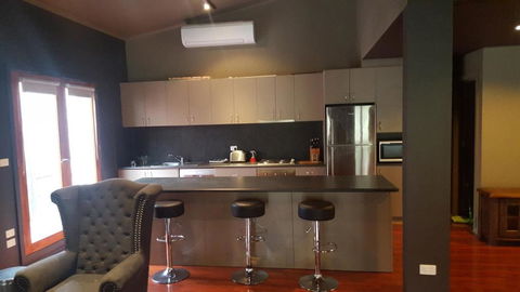 Montrose Barn House - Nambucca Heads Accommodation 1