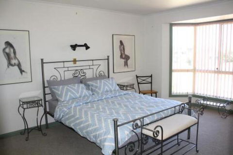 Maslin Beach House - Nambucca Heads Accommodation 3