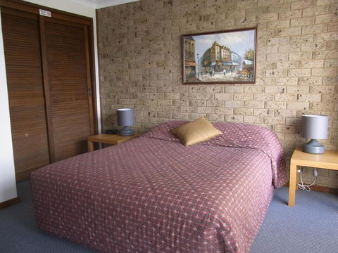 A Furnished Townhouse In Goulburn - Nambucca Heads Accommodation 6