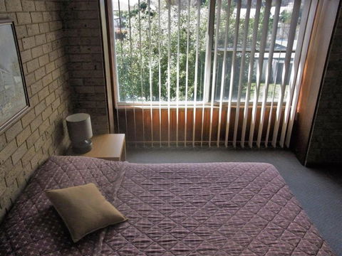 A Furnished Townhouse In Goulburn - Nambucca Heads Accommodation 3