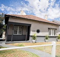 Stylish Central House - Nambucca Heads Accommodation