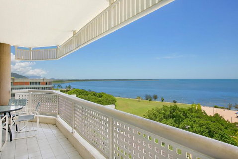 Cairns Ocean View Apartment - Nambucca Heads Accommodation 6