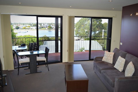Ocean View Apartment 1 - Nambucca Heads Accommodation 2