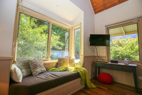 Alpine Arnica Cottage 2 - Nambucca Heads Accommodation 5