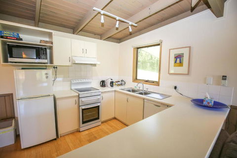 Crabapple Cottage - Nambucca Heads Accommodation 2