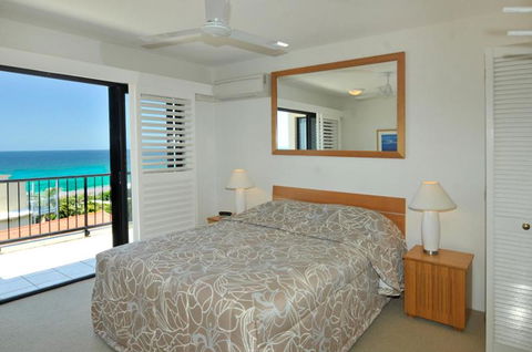 Your Home From Home With Ocean Views - Nambucca Heads Accommodation 6