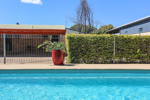Clermont Country Motor Inn - Nambucca Heads Accommodation 4