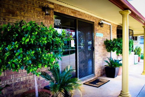 Clermont Country Motor Inn - Nambucca Heads Accommodation 2