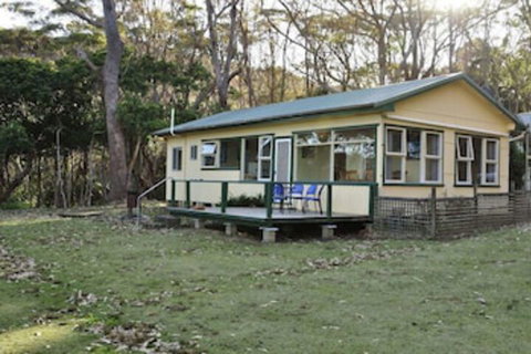 Pebbly Beach Shacks - Nambucca Heads Accommodation 0