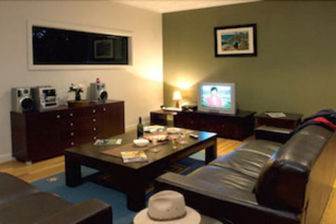 Plomer Beach House - Nambucca Heads Accommodation 0