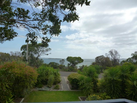 Island View 2 - Nambucca Heads Accommodation 3