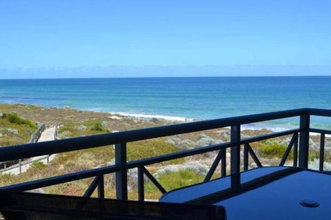 Caravel Beach House Mandurah - Nambucca Heads Accommodation 5