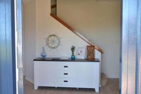 Caravel Beach House Mandurah - Nambucca Heads Accommodation 7
