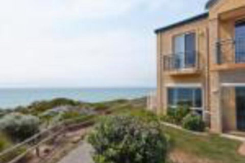 Caravel Beach House Mandurah - Nambucca Heads Accommodation 0