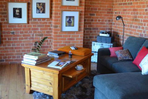The Wicked Villa - Nambucca Heads Accommodation 4