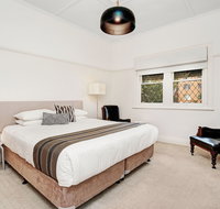 Newcastle Executive Homes - Cooks Hill Cottage - Nambucca Heads Accommodation
