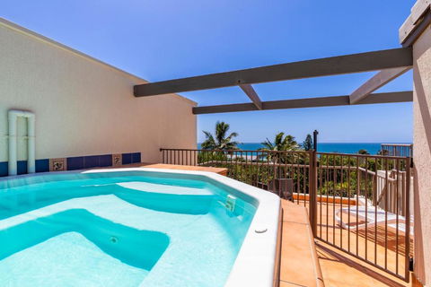 Comfortable & Stylish With Rooftop Spa - Nambucca Heads Accommodation 7
