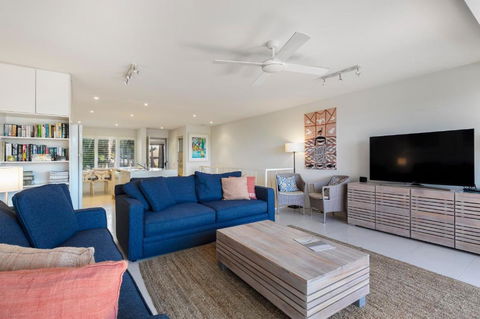 Comfortable & Stylish With Rooftop Spa - Nambucca Heads Accommodation 5
