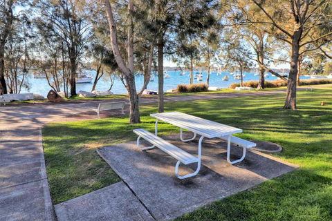 Wemberley Lakehouse - Nambucca Heads Accommodation 6