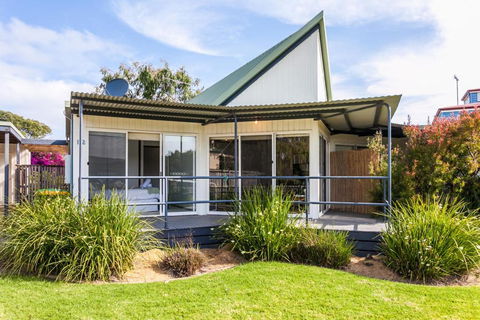 A River Bed Cottage - Nambucca Heads Accommodation 3