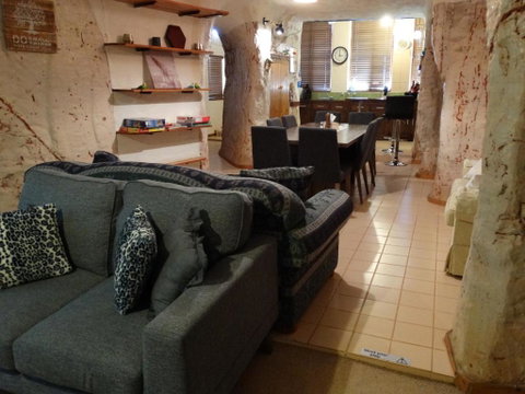 Dinky Dis Dugout - Nambucca Heads Accommodation 3