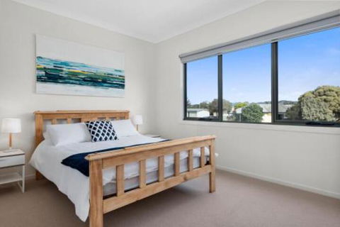 Glas - Nambucca Heads Accommodation 3