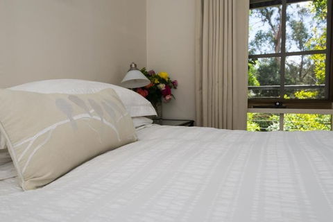 Hollyhock B&B - Nambucca Heads Accommodation 6