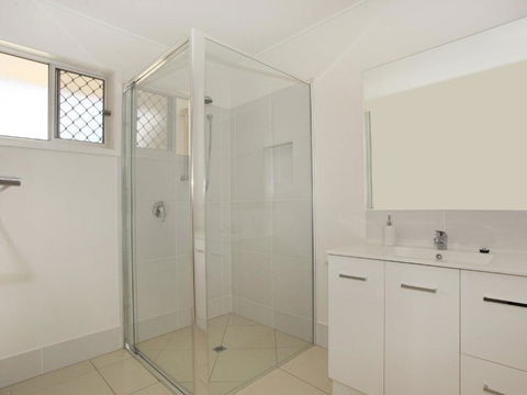 Oloway 40 2 BDRM Pet Friendly Budget Home - Nambucca Heads Accommodation 2